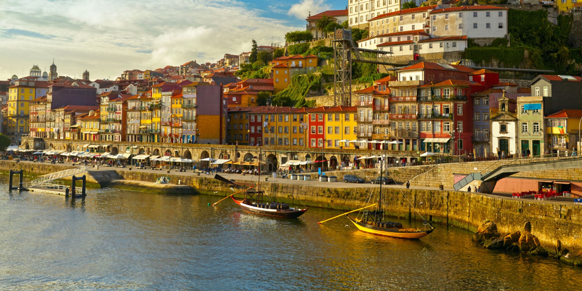 Le quartier de Ribeira, Porto, Portugal.